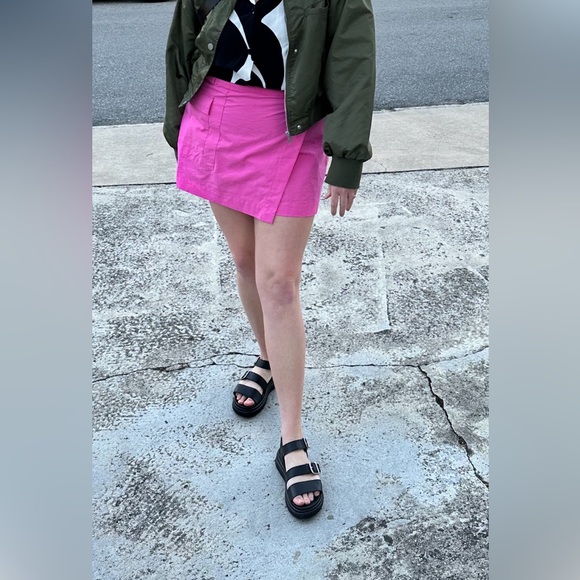 Pink wrap skirt Future Collective - Picture 1 of 7